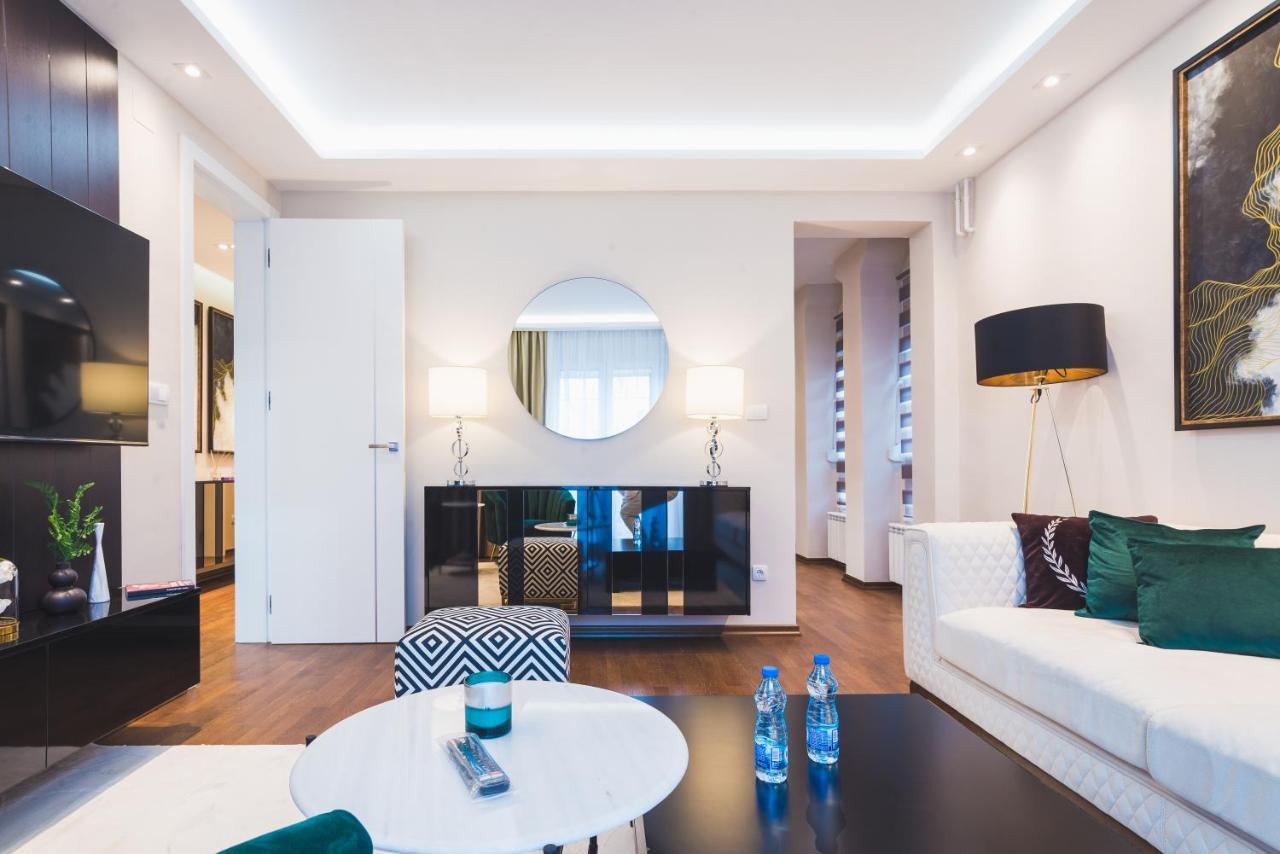 Majestic Apartment Jagodina Extérieur photo